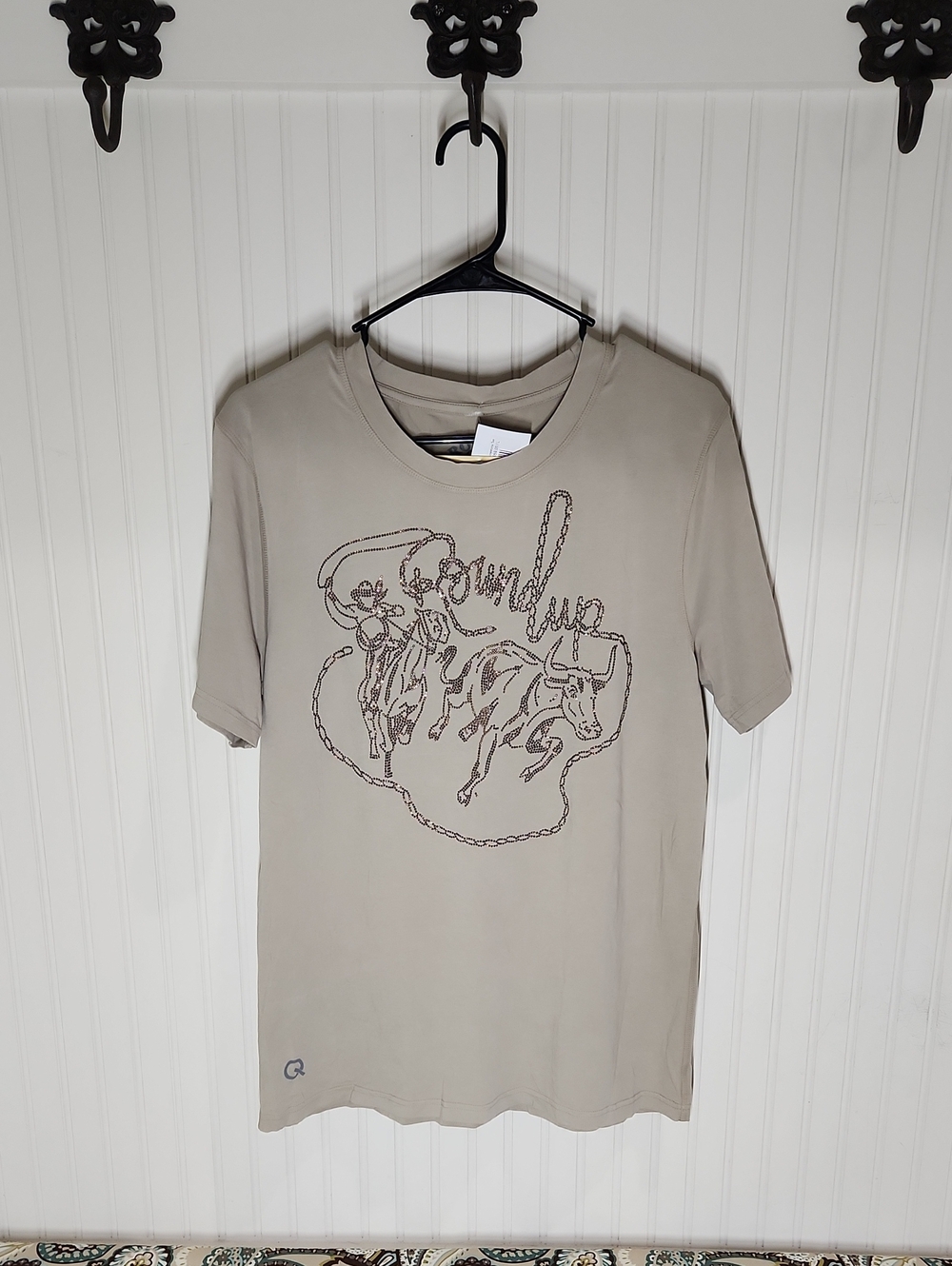 Women's Taupe Graphic Tee with Western Rope Bull Design In Brown Rhinestones